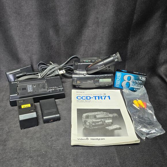 SONY Video Camera Recorder CCD-TRV91 Camcorder Charger Batteries & Videotape - Picture 16 of 16